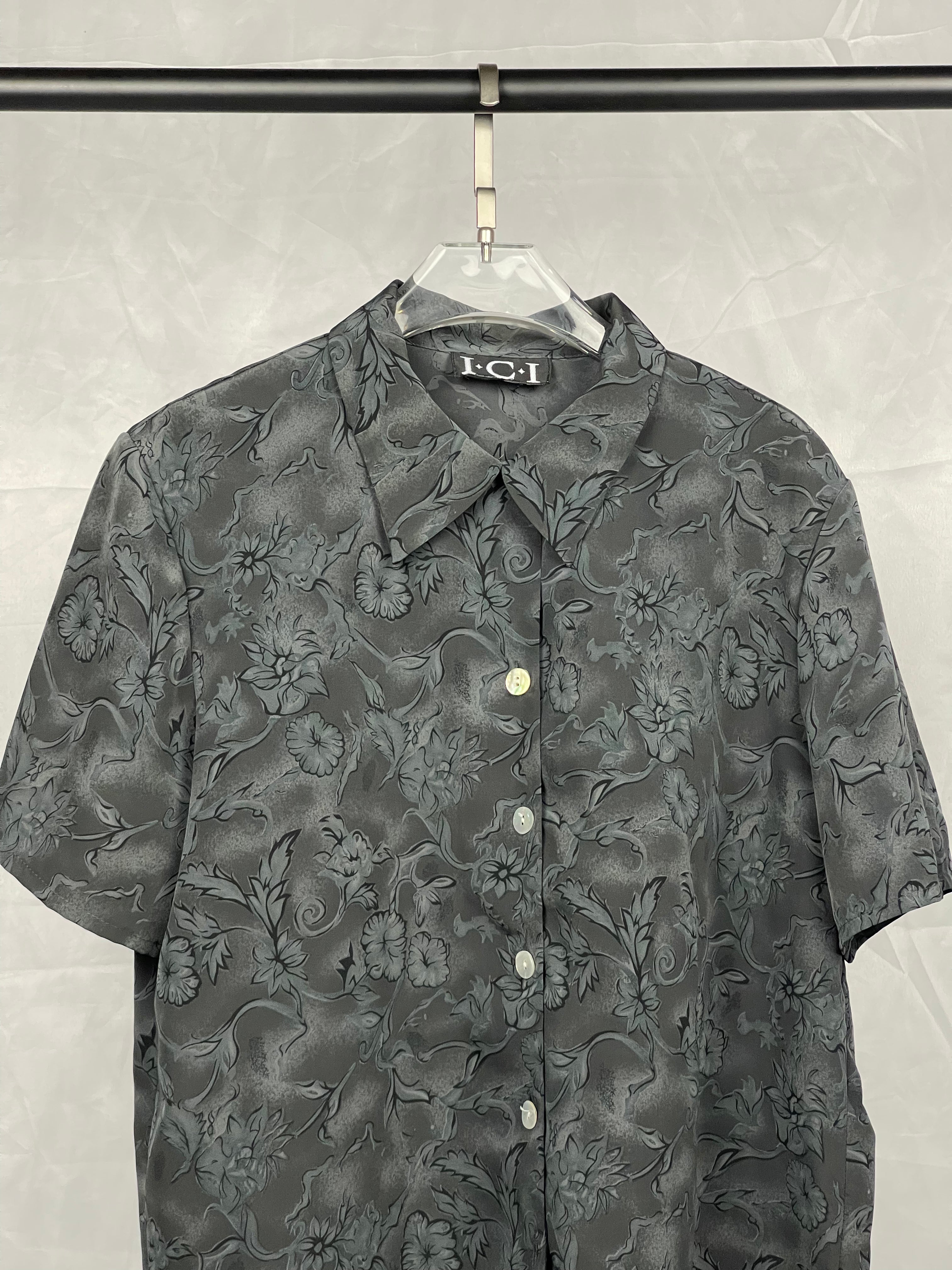 ICI Short sleeve Flower Shirt