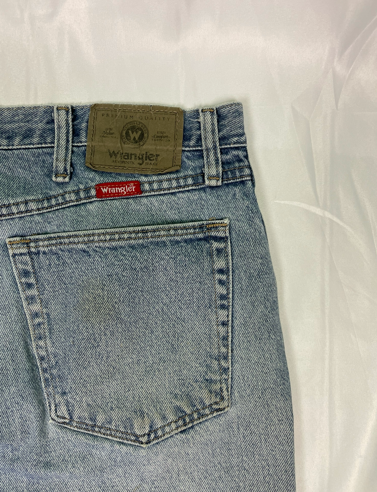 Wrangler Distressed Look Jeans